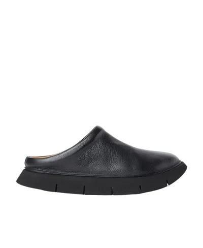 Marsèll Intagliato Round-toe Slippers In Black