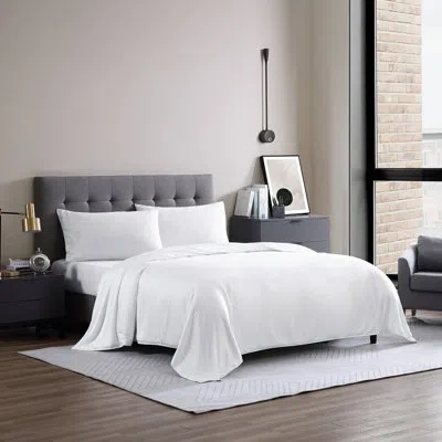 Martha Stewart 300 Thread Count Silk Comforter - Light Warmth In White