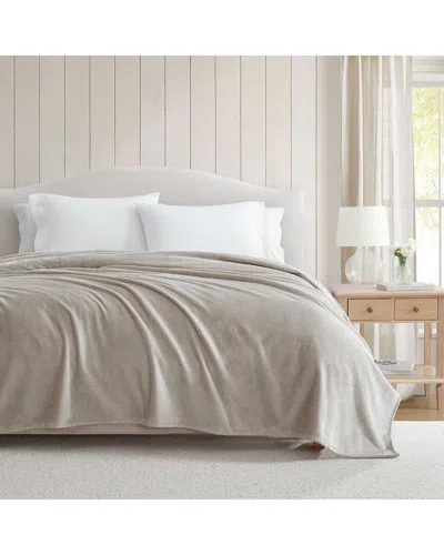 MARTHA STEWART MARTHA STEWART THE BEDFORD COLLECTION SOLID PLUSH BLANKET