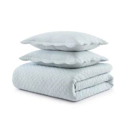 Martha Stewart Vintage Scallop Solid Cotton Reversible Quilt Set In Blue