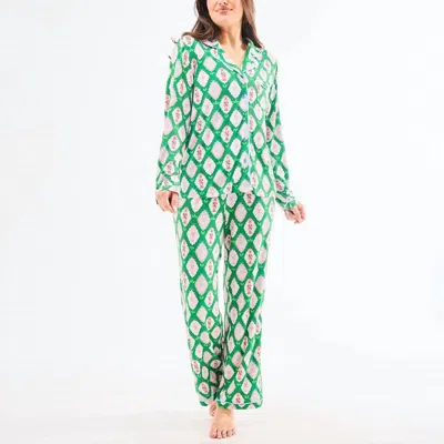 Mary Square Christmas Calvary Pajama Set In Green