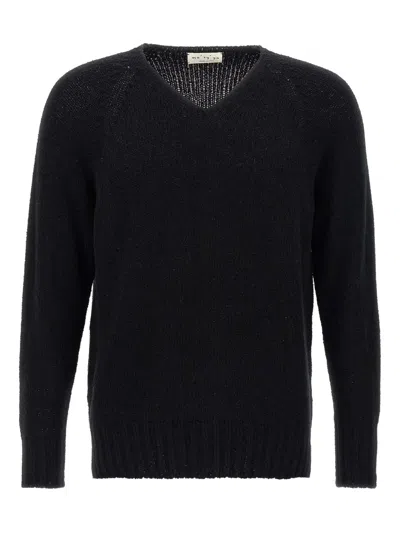 Ma'ry'ya V-neck Bouclé Sweater In Black