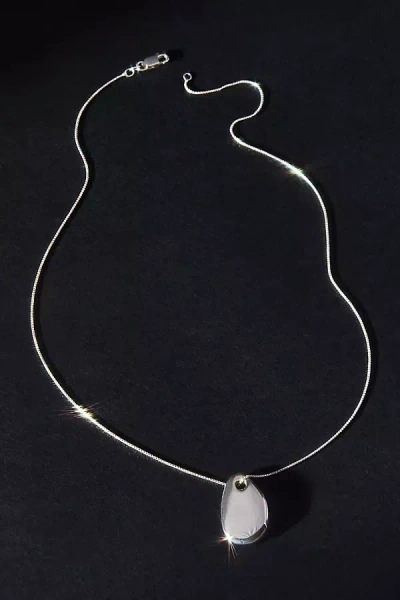 Maslo Small Pebble Pendant Necklace In Silver