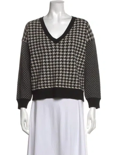 Pre-owned Mason Houndstooth Print V-neck Sweater In Black