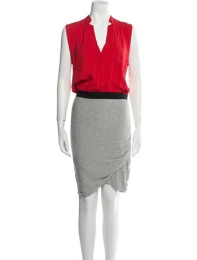 Pre-owned Mason V-neck Knee-length Dress In Red