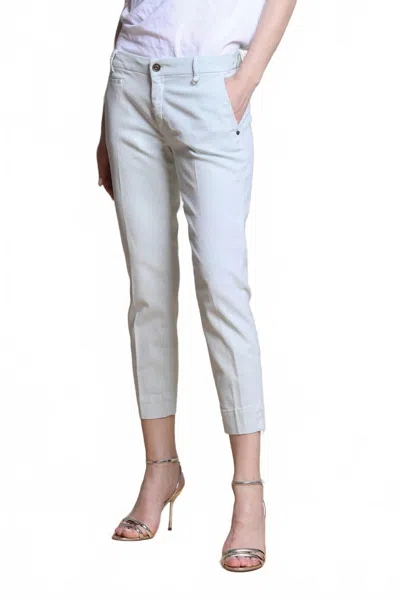 Mason's Jaqueline Curvy Chino Capri Pants In Perla In Blue