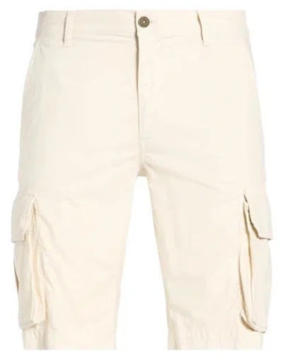 Mason's Man Shorts & Bermuda Shorts Cream Size 32 Lyocell, Cotton, Elastane In White