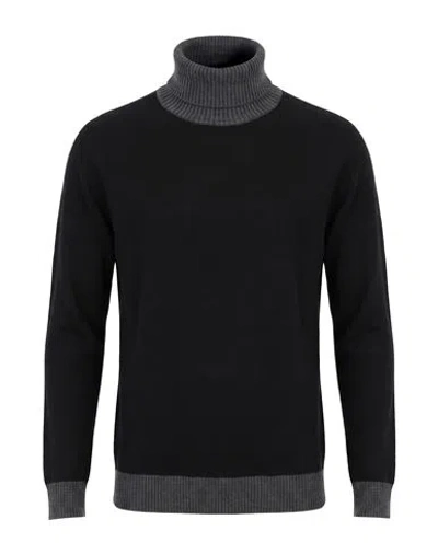 Masq Man Turtleneck Black Size 40 Wool
