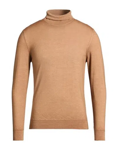 Masq Man Turtleneck Camel Size 38 Merino Wool In Pattern