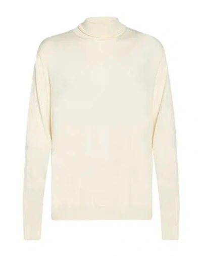 Masq Man Turtleneck Cream Size 44 Wool, Silk In White
