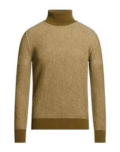 Masq Man Turtleneck Military Green Size 46 Wool