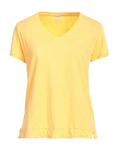 Massimo Alba Woman T-shirt Pastel Yellow Size M Linen