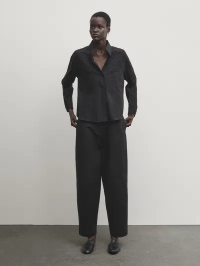 Massimo Dutti 100% Cotton Poplin Shirt With Embroidered Detail In Schwarz