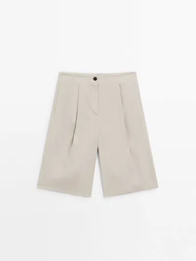 Massimo Dutti 100% Linen Darted Bermuda Shorts In Sand