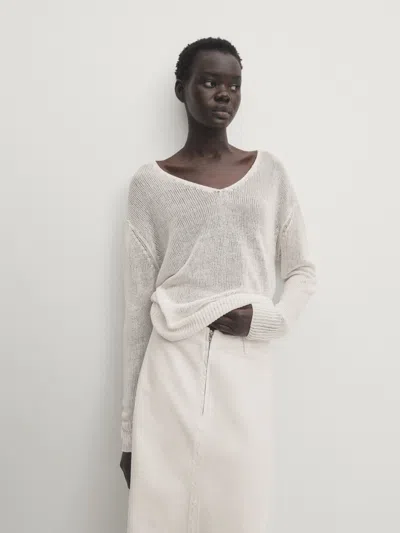 Massimo Dutti Strickpullover Aus Reinem Leinen Mit V-ausschnitt In Gebrochen Weiss