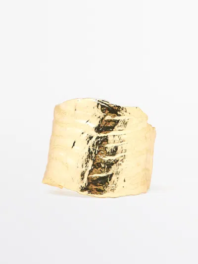 Massimo Dutti Brazalete Ancho Irregular In Gold