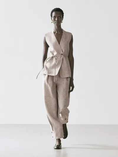 Massimo Dutti Colete De Fato Com Pormenor Cruzado In Neutral