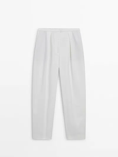 Massimo Dutti Cotton Blend Barrel Trousers In Weiss