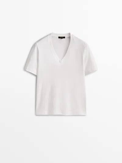 Massimo Dutti Cotton V-neck T-shirt In Cream
