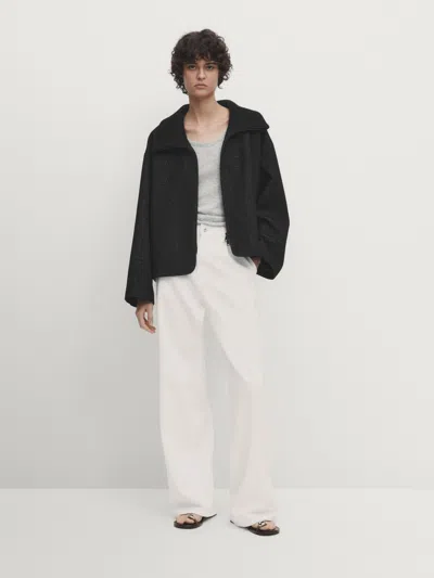 Massimo Dutti Kurze Karierte Jacke Mit Strickkragen Im Kontrast In Schwarz