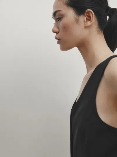 Massimo Dutti Kurze Weste Mit Detail Am Ausschnitt In Schwarz