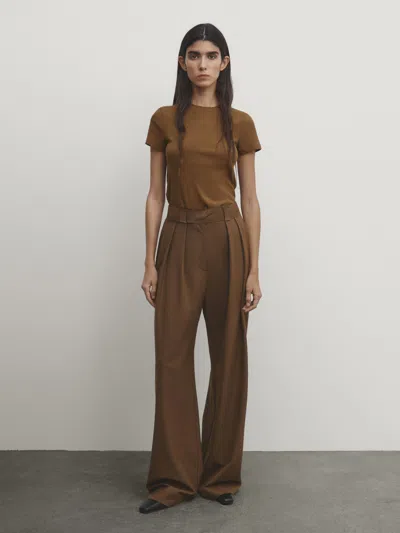 Massimo Dutti Fitted Ribbed Crew Neck T-shirt In Caramel