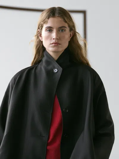 Massimo Dutti Flowing Voluminous Cape With Button Details In Black
