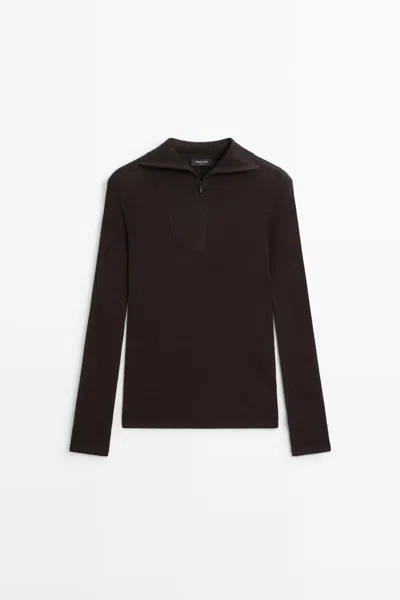 Massimo Dutti Maglietta In Misto Cotone Con Collo Con Cerniera In Brown