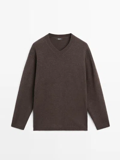 Massimo Dutti Oversize V In Metallic