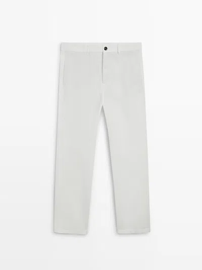 Massimo Dutti Pantalón Tapered Fit Con Lino In White