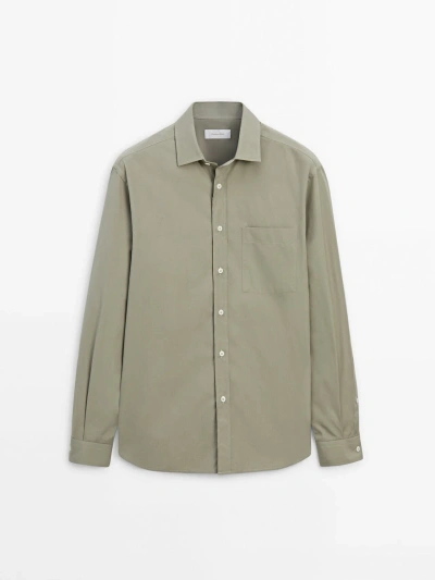 Massimo Dutti Regular Fit Poplin Shirt With Pocket In Green