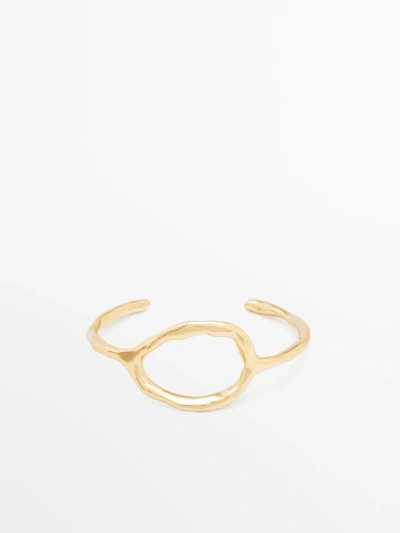 Massimo Dutti Rigid Open Bracelet With Textured Detail In Gold