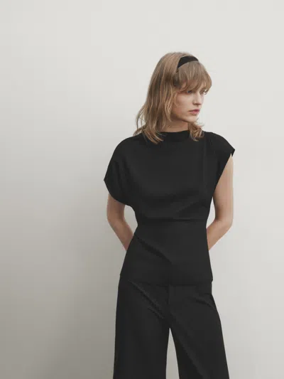 Massimo Dutti Black Short Sleeve Top With Fitted Waist In Schwarz