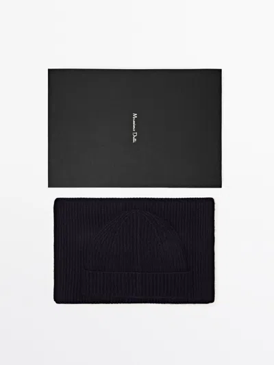 Massimo Dutti Set Aus Schal Und Mütze Im Rippenstrick Aus Reinem Kaschmir In Navy Blue