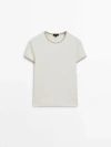 Massimo Dutti Short Sleeve Contrast T-shirt In Cream