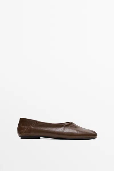 Massimo Dutti Soft Leather Ballerina In Hazelnoot