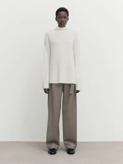 Massimo Dutti Weicher Pullover Mit Perlstoff Und Stehkragen In Gebrochen Weiss