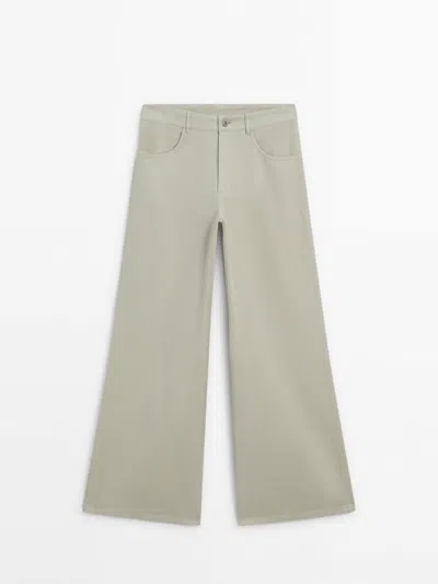 Massimo Dutti Straight-leg Flowing Trousers In Pale Green