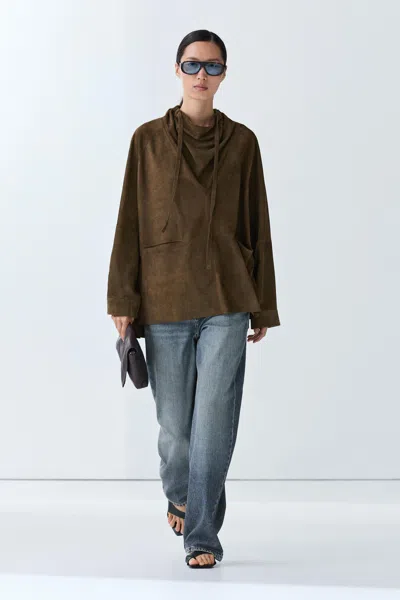 Massimo Dutti Camisa De Gola Subida Em Pele Camurça In Brown