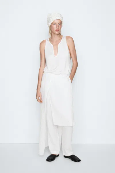 Massimo Dutti Bonnet À Rubans Texturés In Blanc Cassé