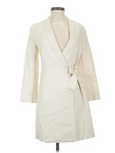 Pre-owned Massimo Dutti Trenchcoat In Ivory