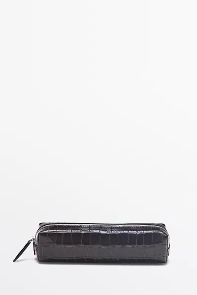 Massimo Dutti Trousse En Cuir Texturé In Marron