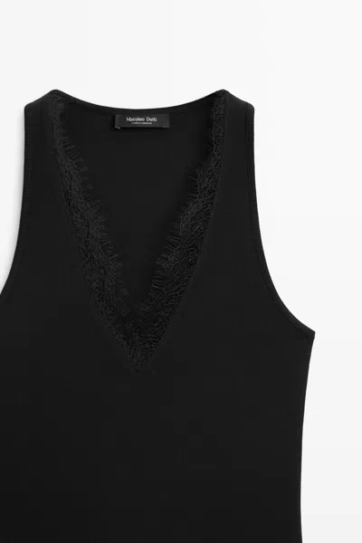 Massimo Dutti V In Black