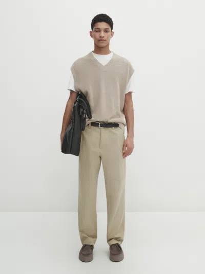Massimo Dutti Strickweste Mit V-ausschnitt In Beige Meliert