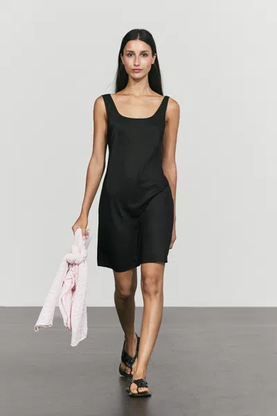 Massimo Dutti Vestido Corto Fluido De Tirantes In Black