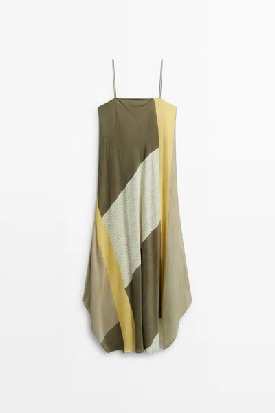 Massimo Dutti Vestido Midi Fluido Detalle Estampado In Brown