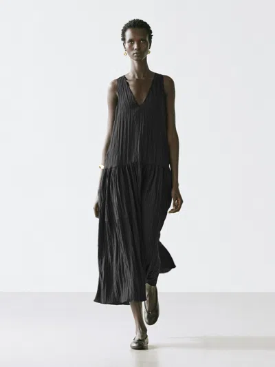 Massimo Dutti Vestido Midi Fluido Plissado In Black