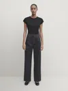 Massimo Dutti Wide-leg-jeans Mit Halbhohem Bund Und Bundfalten In Dunkelgrau
