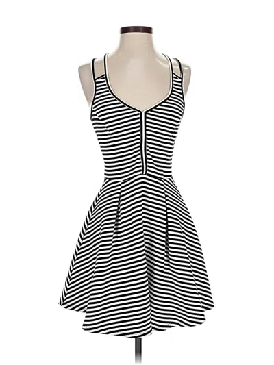 Pre-owned Material Girl Casual Dress In Black