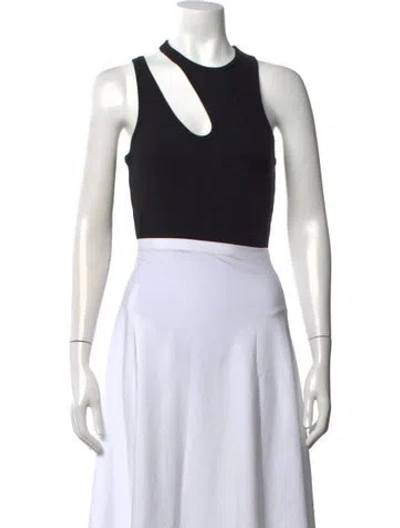 Pre-owned Materiel Asymmetrical Sleeveless Crop Top In Black/white